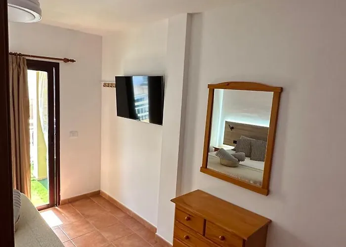 Alta Mar En Oasis Tenerife Sur