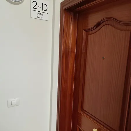 Alta Mar En Oasis Tenerife Sur Playa de San Juan (Tenerife)